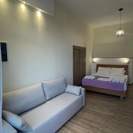 Zefyros * העיירה רתימנו